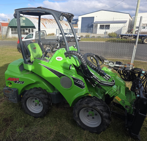 AVANT 423 $42,000.00 inc GST