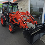 KIOTI CK4220 CAB WITH LOADER